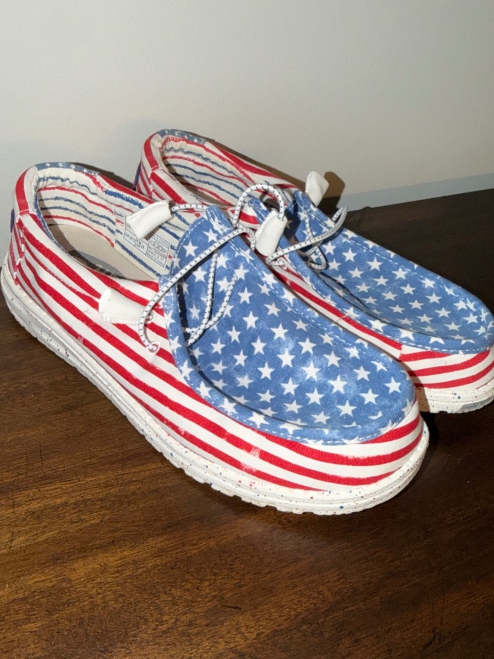 Hey Dude Wally Stars N Stripes USA Flag Canvas Slip-On Lightweight Men's 11